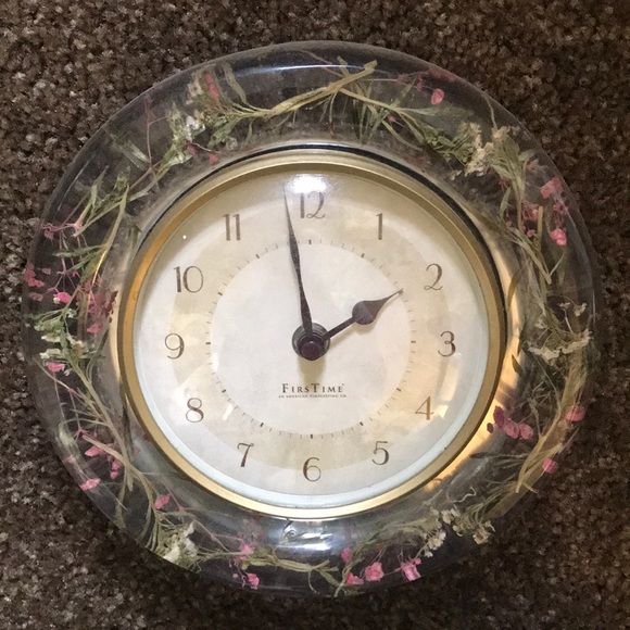 FirsTime Other - Floral Clock
